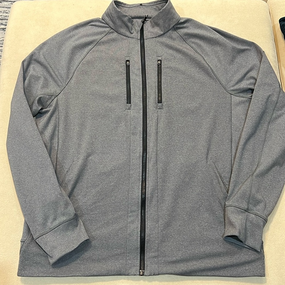 LULULEMON YOGA FULL ZIP JACKET.